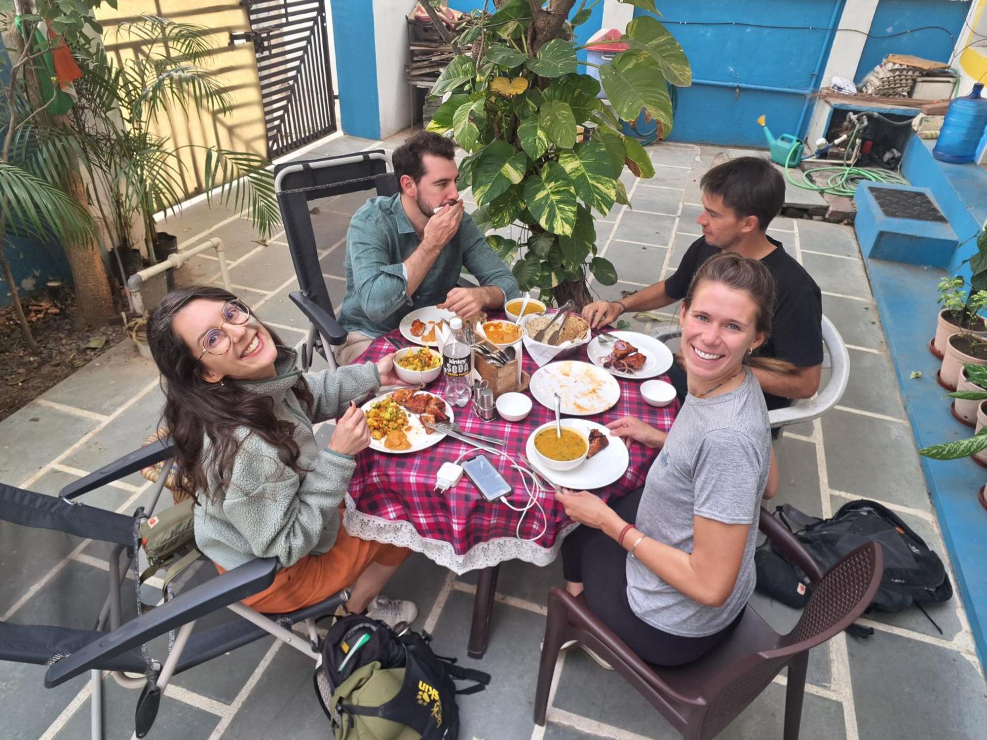 Iora Guest House Bharatpur Eksteriør bilde